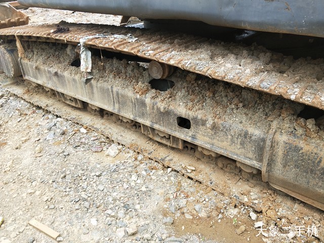 山东临工 E6210F 挖掘机