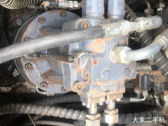 徐工 XE135B 挖掘机