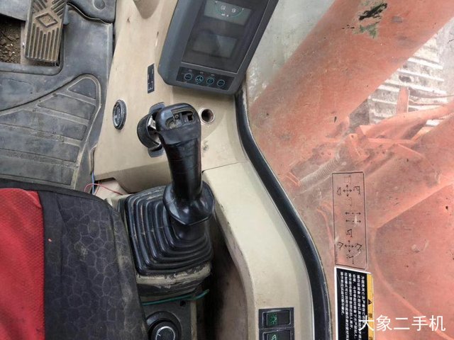 斗山 DH225LC-7 挖掘机