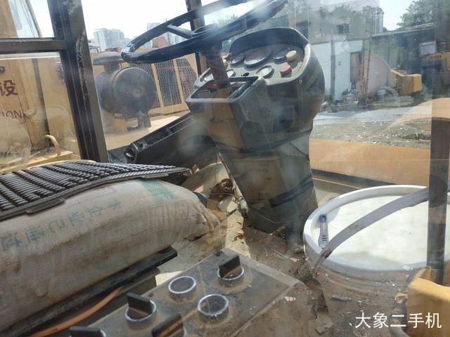 厦工 XG6202M 压路机