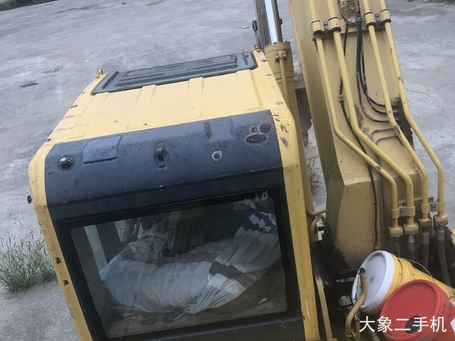 小松 PC200LC-8(600mm履带板) 挖掘机