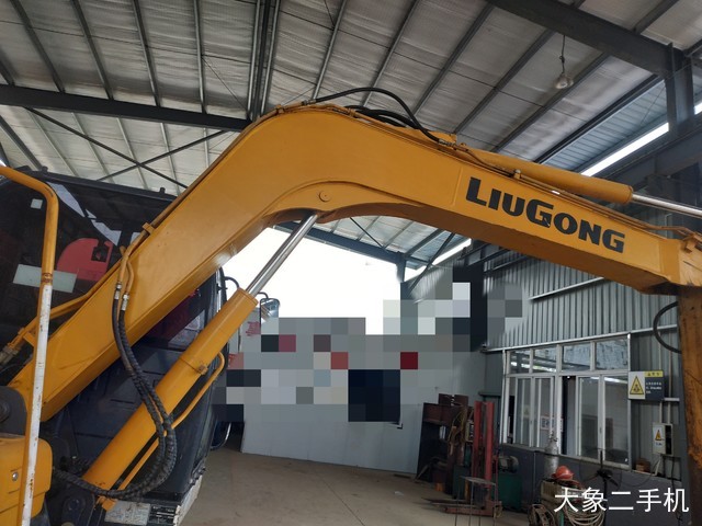 柳工 CLG908D 挖掘机