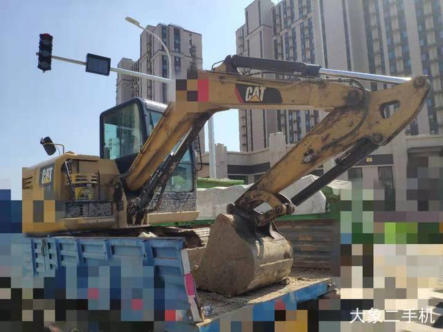 卡特彼勒 305.5E2小型液压 挖掘机