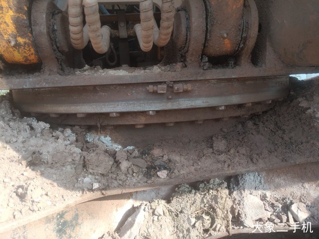 现代 R150LC-9 挖掘机