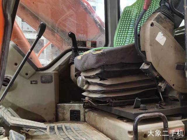 斗山 DH225LC-7 挖掘机