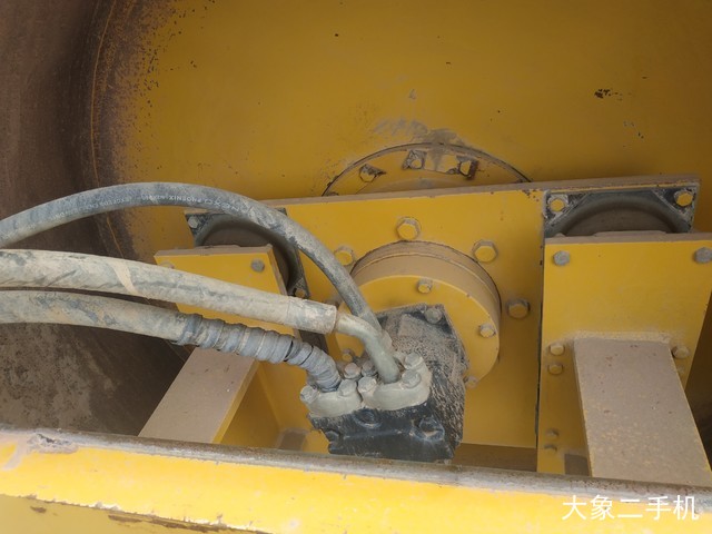 山推 SR22M 压路机