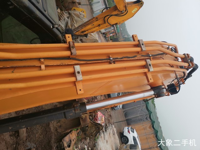 三一重工 SY235C-9 挖掘机