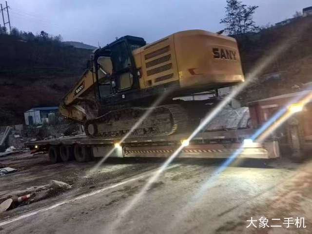 三一重工 SY245H 挖掘机