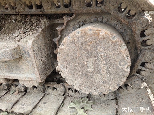 现代 R215-7 挖掘机