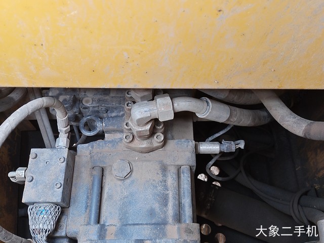 徐工 XE135D 挖掘机