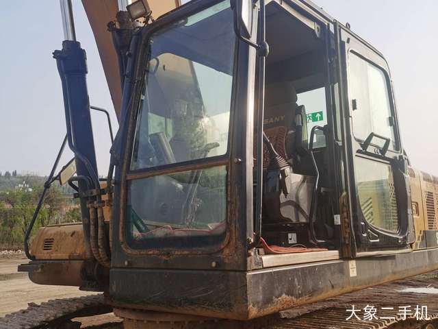 三一重工 SY285C 挖掘机