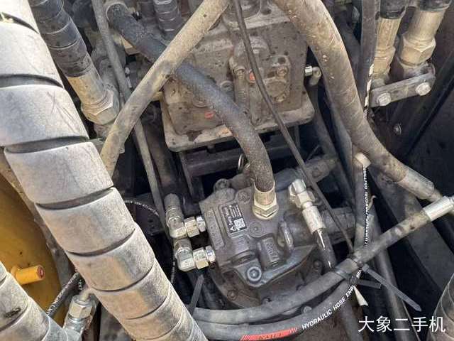山东临工 E6135F 挖掘机