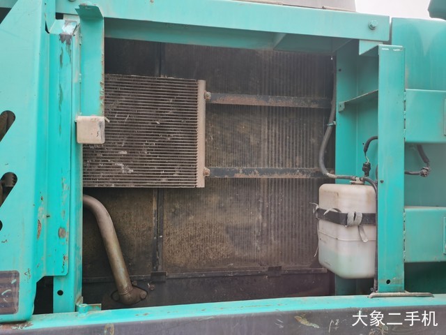 神钢 SK350LC-8 挖掘机