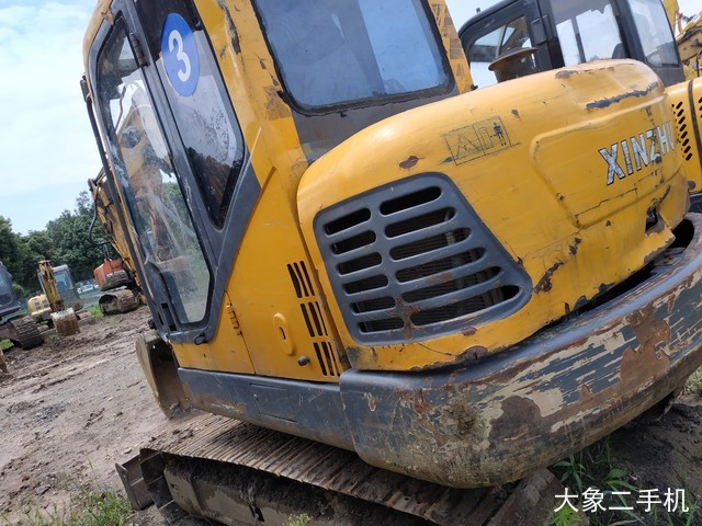 新筑股份 XZ65-8 挖掘机