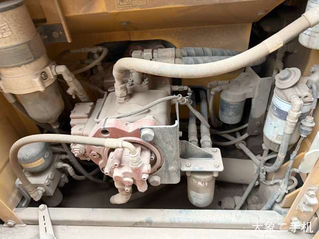 现代 275LVS 挖掘机