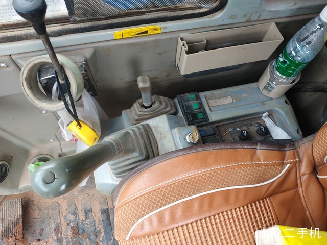 恒天九五 JV70-7 挖掘机