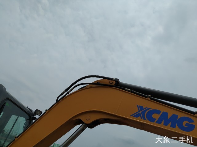 徐工 XE60D 挖掘机