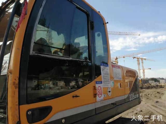 现代 R275LC-9T 挖掘机