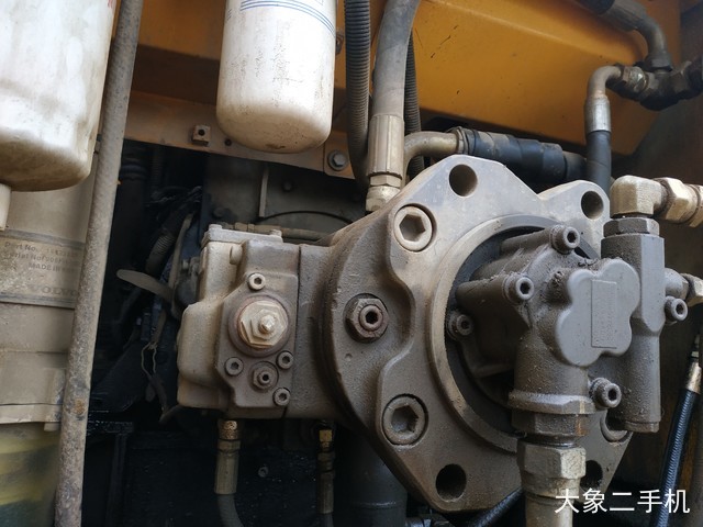 沃尔沃 EC240BLC 挖掘机