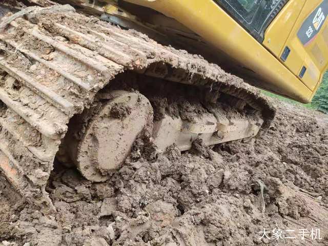 卡特彼勒 323DL 挖掘机