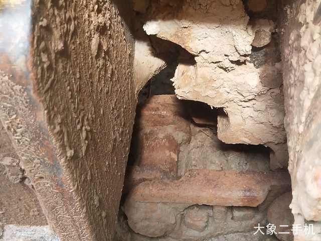 现代 R225LC-9T 挖掘机