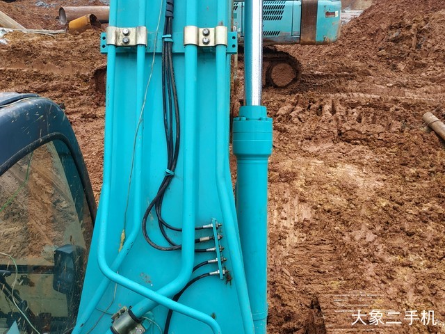 神钢 SK260LC-8 挖掘机