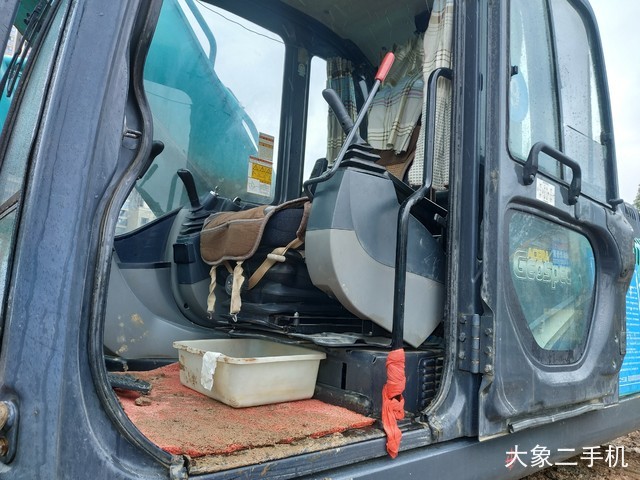 神钢 SK350LC-8 挖掘机