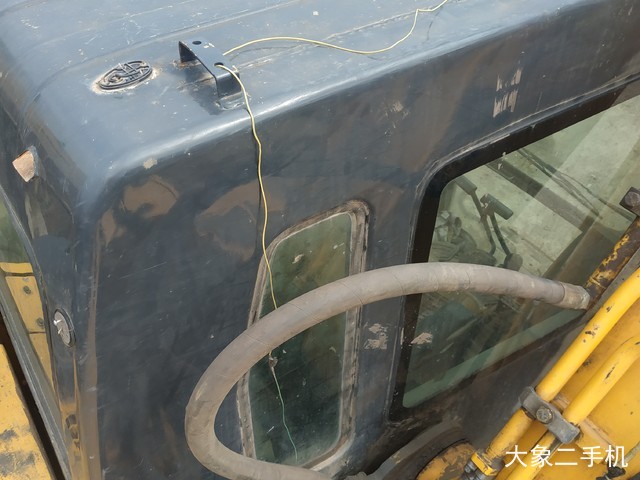 现代 R225LC-7 挖掘机