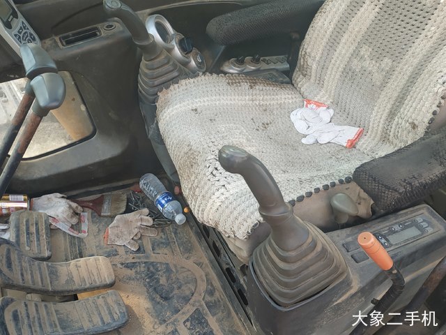 加藤 HD820R 挖掘机