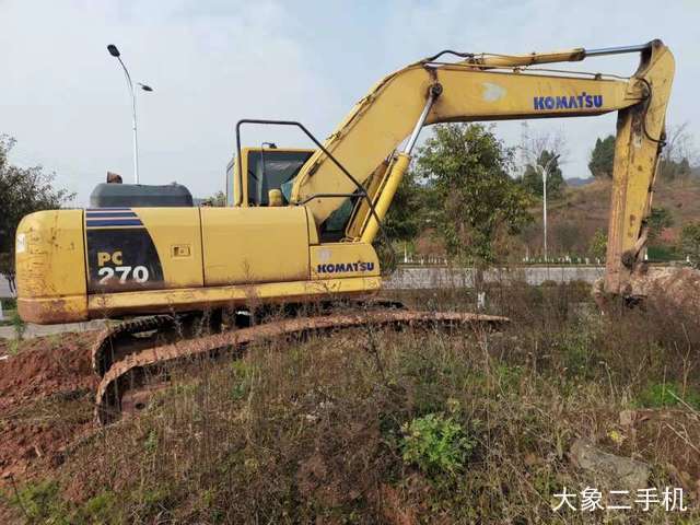 小松 PC240LC-8 挖掘机