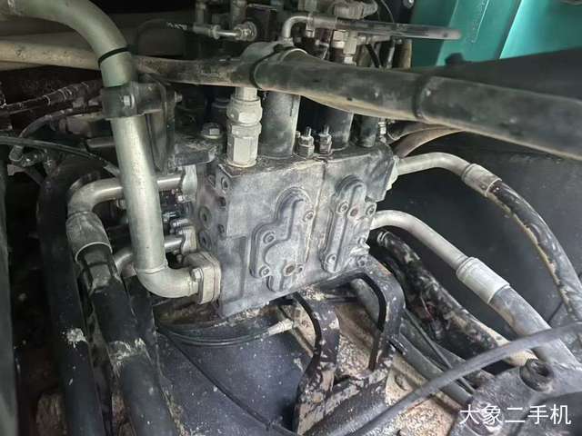 神钢 SK350LC-10 挖掘机