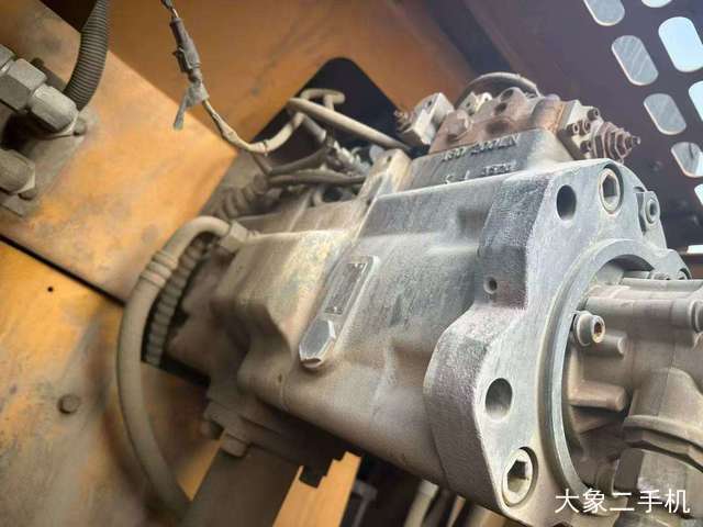 三一重工 SY305C-9 挖掘机