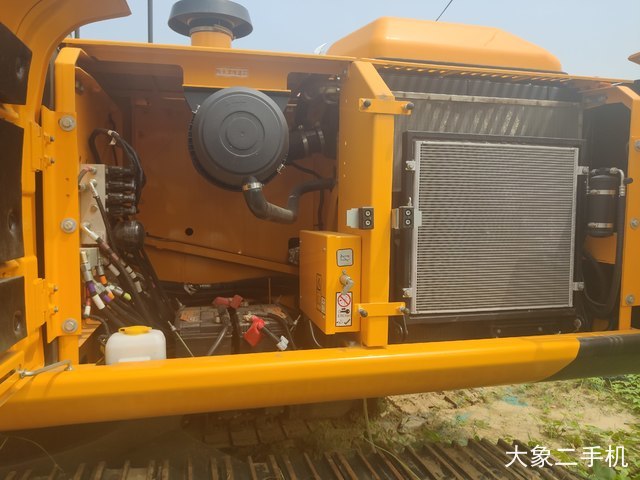 杰西博 JS230LC 挖掘机