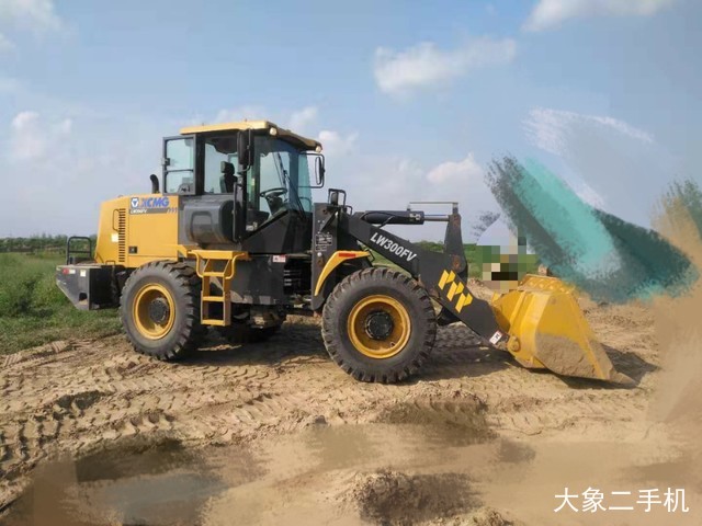 徐工 LW300FV 装载机