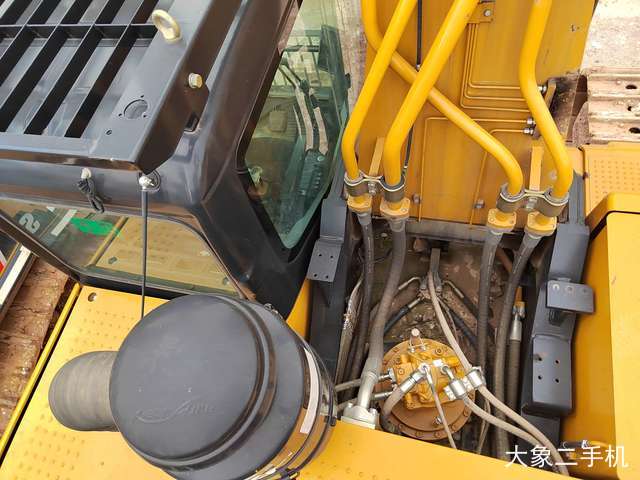 三一重工 SY375H 挖掘机