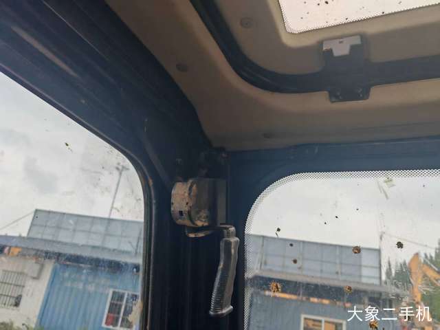 三一重工 SY225C 挖掘机