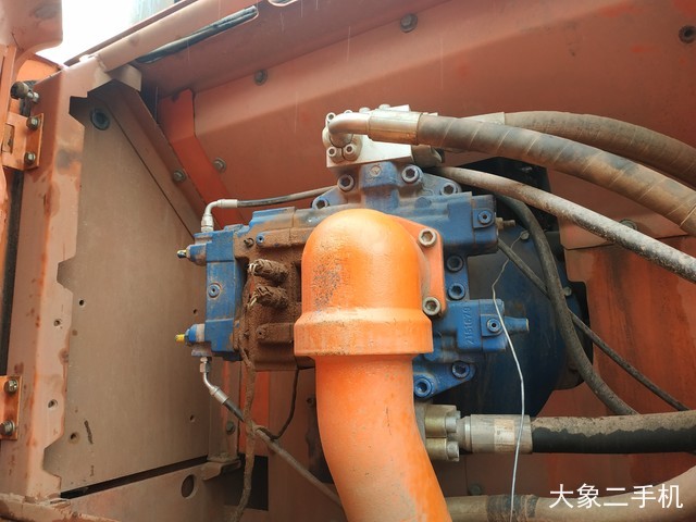 斗山 DX380LC 挖掘机