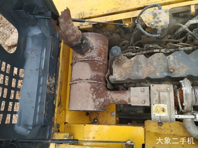 小松 PC240LC-8 挖掘机