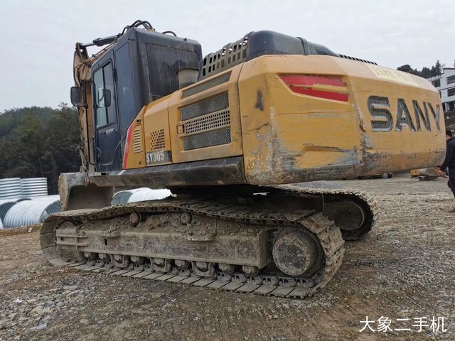 三一重工 SY245H 挖掘机