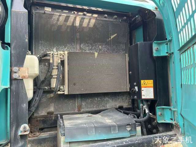 神钢 SK210LC-10 挖掘机