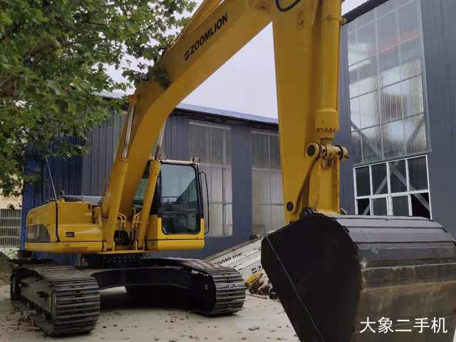 中联重科 ZE260E 挖掘机