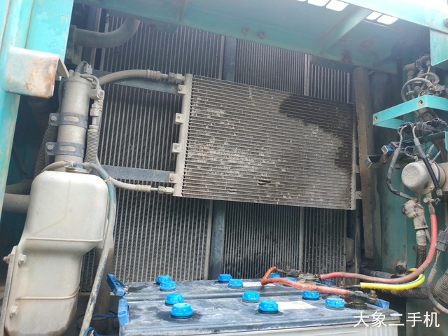 神钢 SK260LC-8 挖掘机