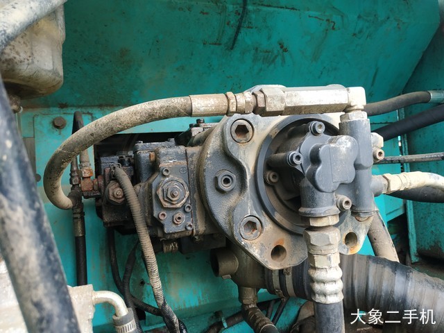 神钢 SK260LC-8 挖掘机