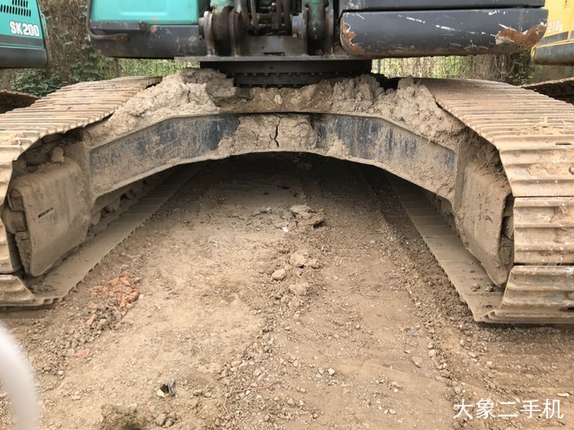 神钢 SK210LC-8 挖掘机