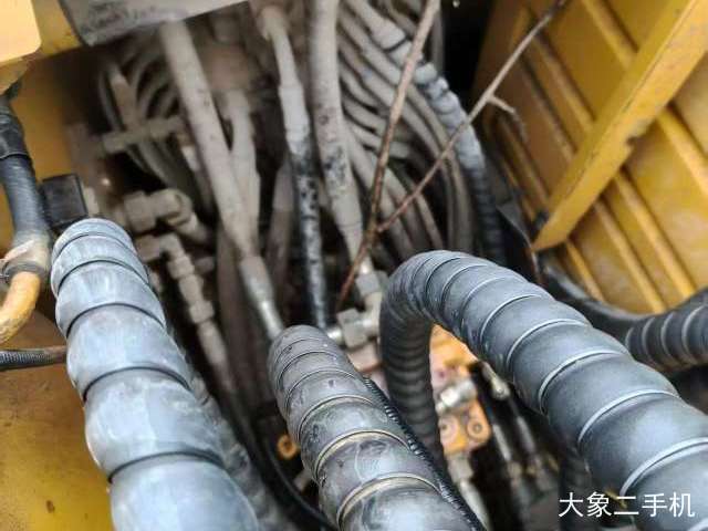 徐工 XE75D 挖掘机