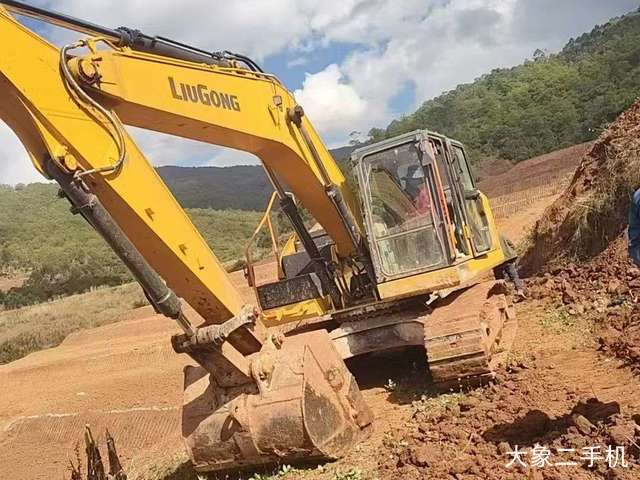 柳工 CLG922 挖掘机