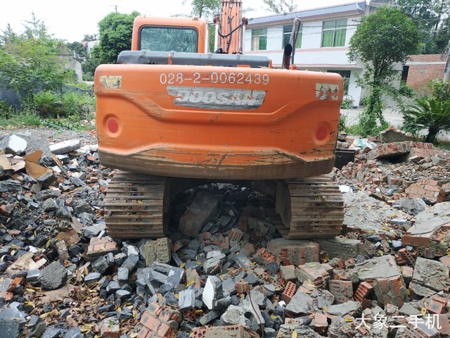 斗山 DX150LC 挖掘机