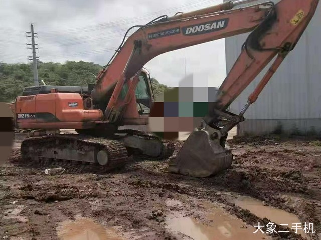 斗山 DH215-9E 挖掘机