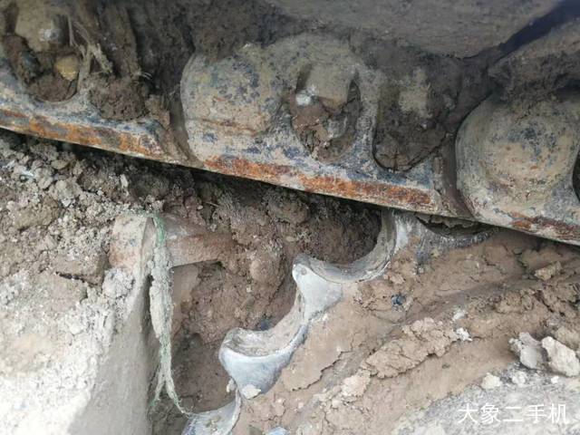 小松 PC240LC-8M0 挖掘机