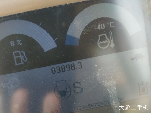 龙工 LG6235 挖掘机